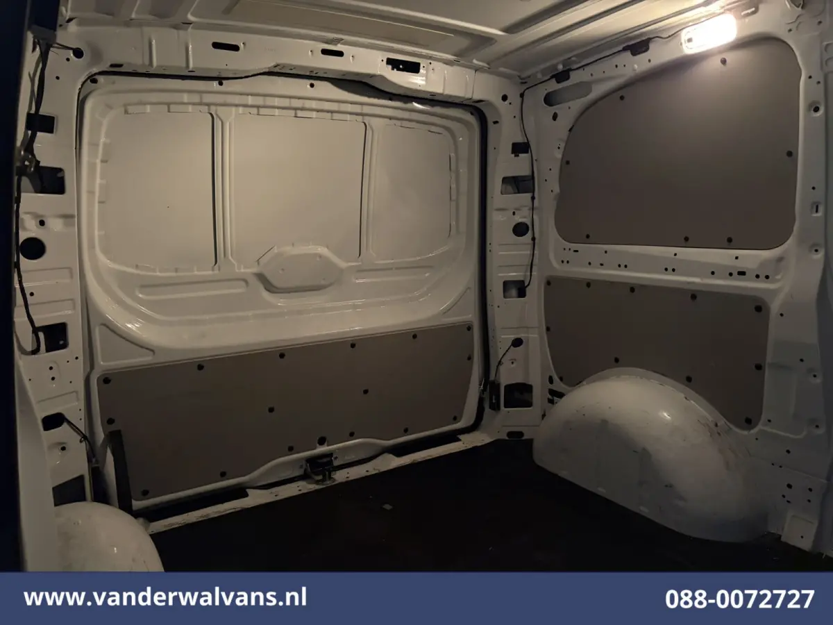 110 CDI L1H1 Euro6 Airco | Camera | Apple Carplay | Android Auto | Bijrijdersbank Achterklep