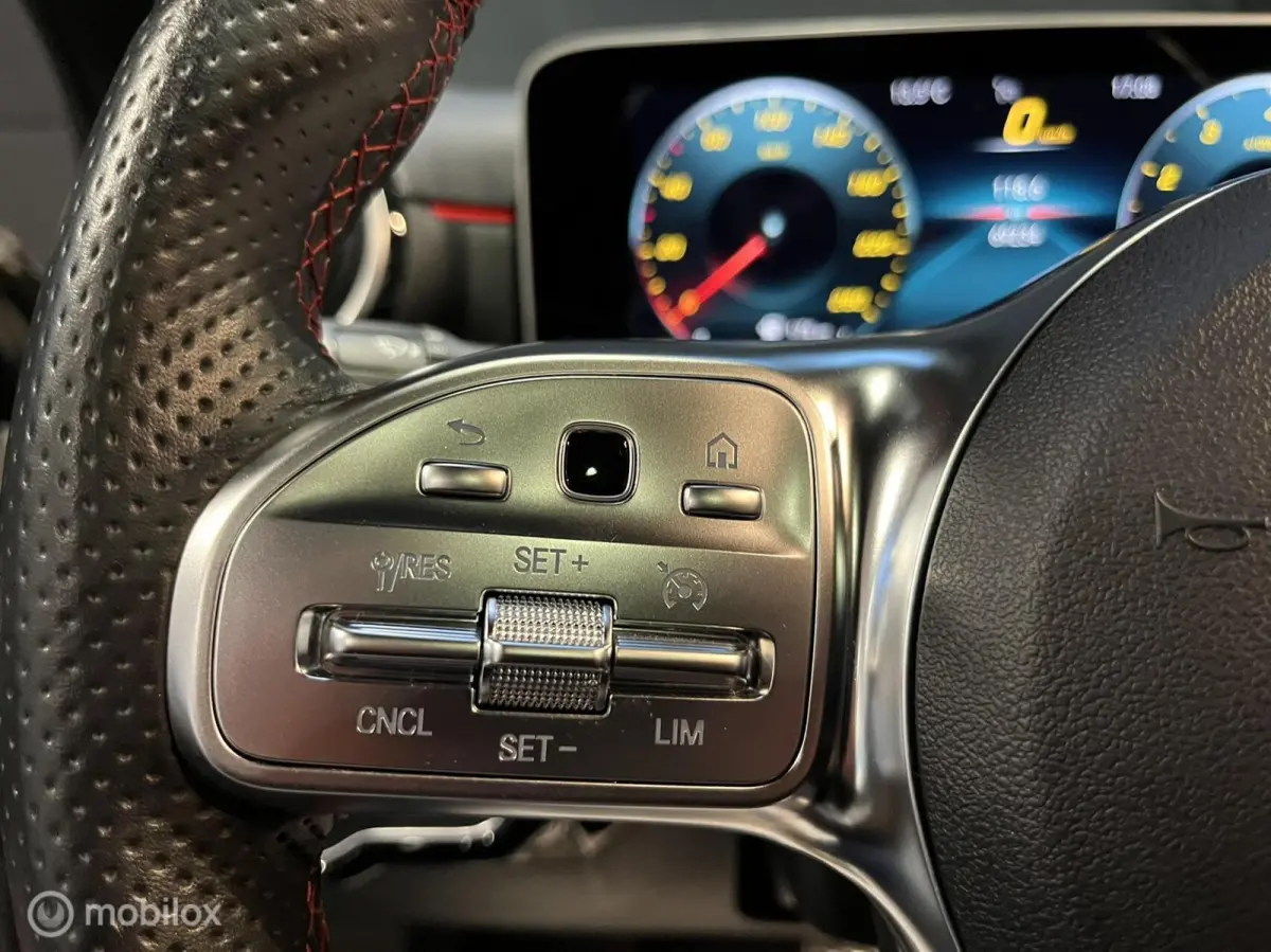 200 AMG Line|Panoramadak|Carplay|Camera