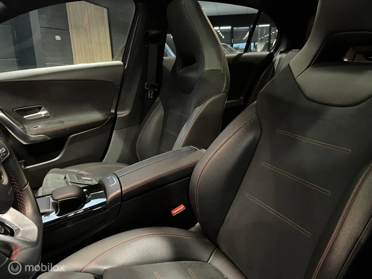 200 AMG Line|Panoramadak|Carplay|Camera