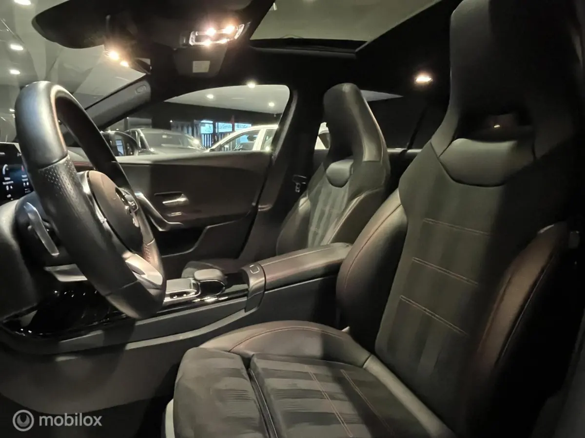 200 AMG Line|Panoramadak|Carplay|Camera