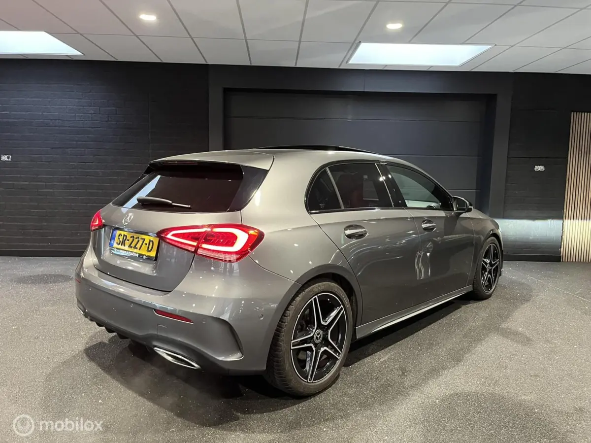 200 AMG Line|Panoramadak|Carplay|Camera