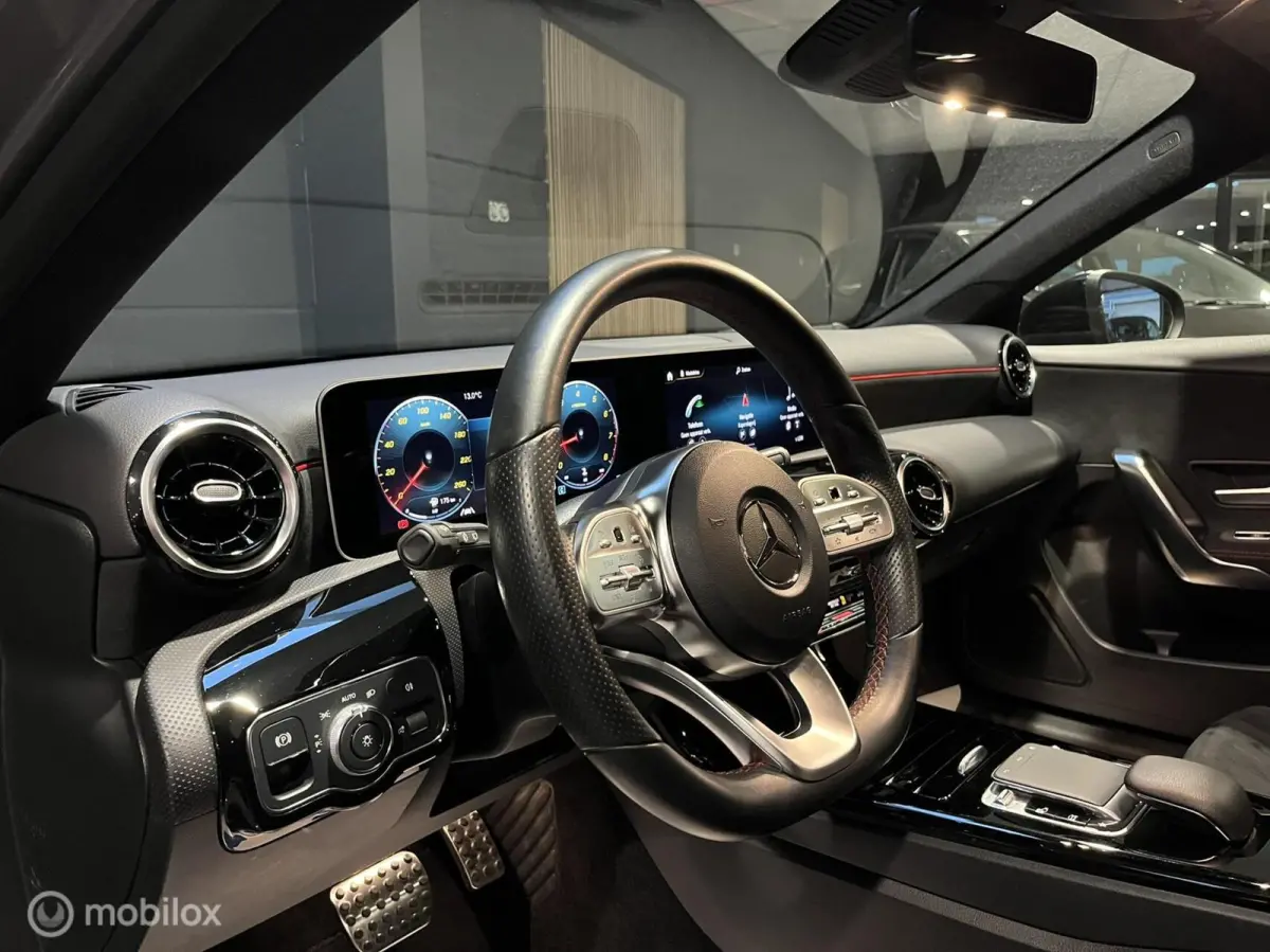 200 AMG Line|Panoramadak|Carplay|Camera