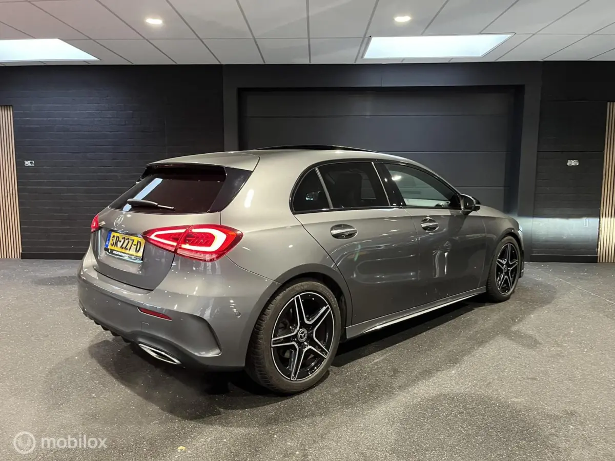 200 AMG Line|Panoramadak|Carplay|Camera