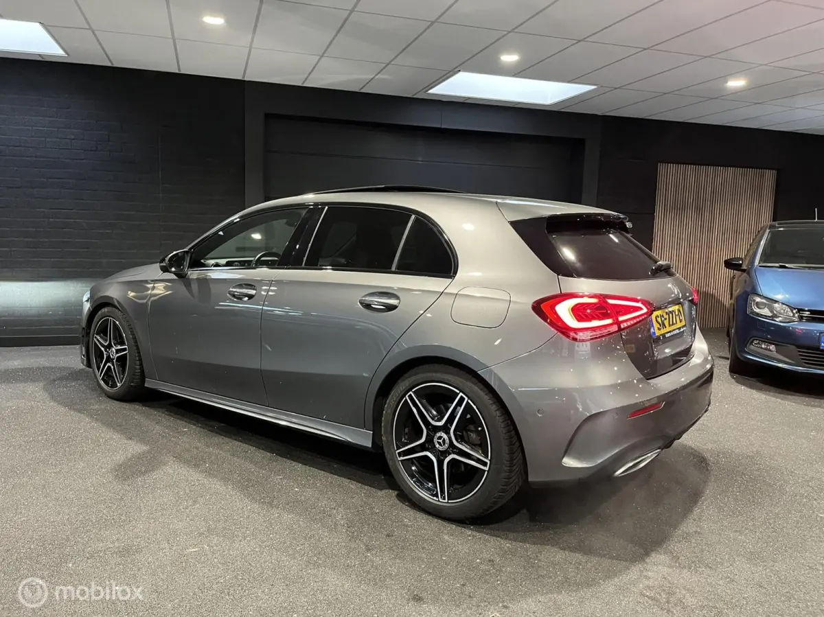 200 AMG Line|Panoramadak|Carplay|Camera
