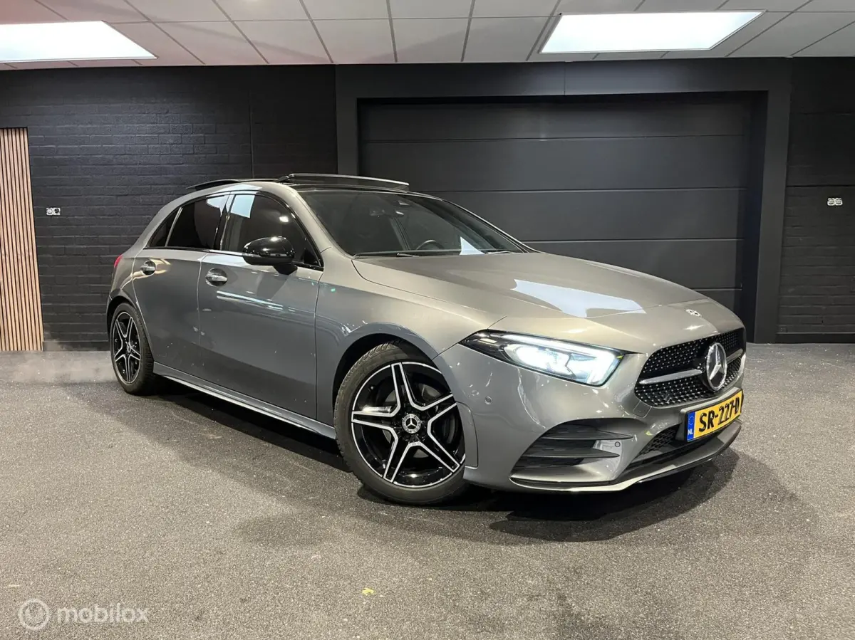 200 AMG Line|Panoramadak|Carplay|Camera