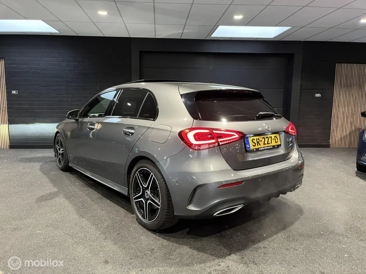 200 AMG Line|Panoramadak|Carplay|Camera