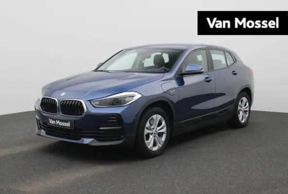 xDrive25e Aut. | Head up Display | Navigatie | Camera | Climate Control | Led Verlichting |
