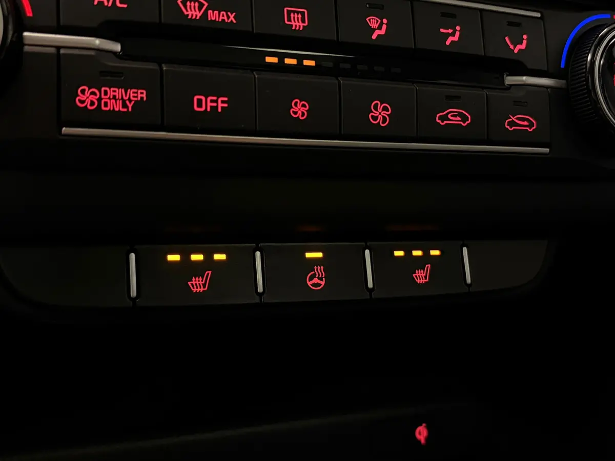1.6 GDI PHEV DynamicPlusLine | LED | PANODAK | NAVI |