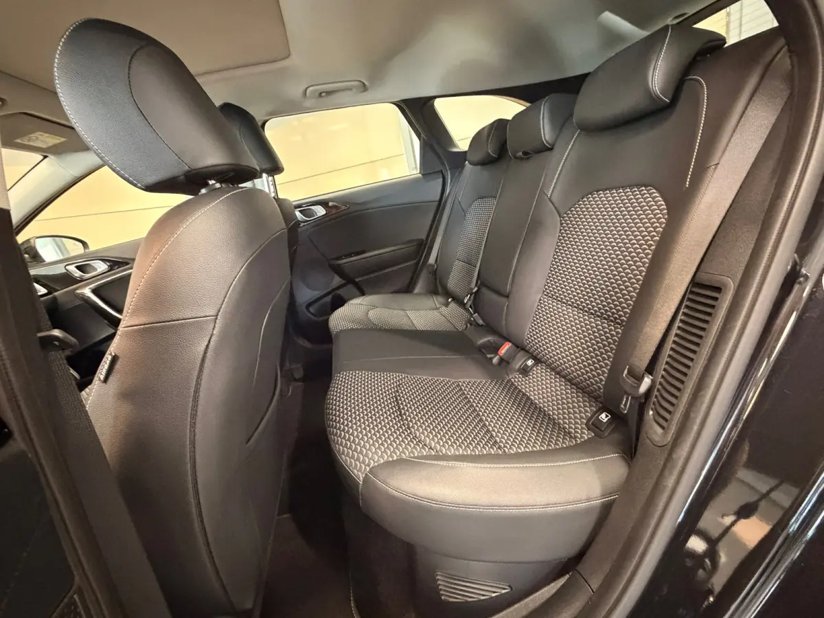 1.6 GDI PHEV DynamicPlusLine | LED | PANODAK | NAVI |