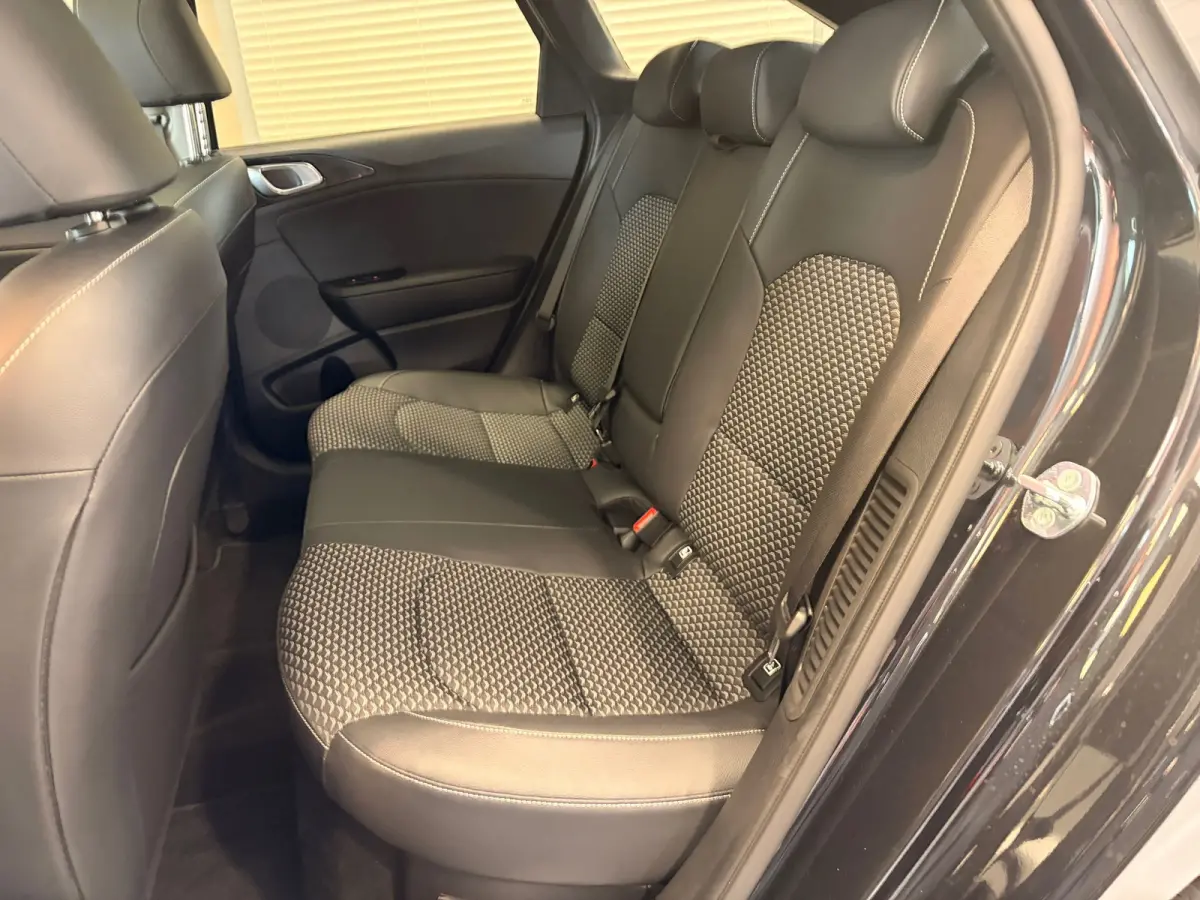 1.6 GDI PHEV DynamicPlusLine | LED | PANODAK | NAVI |