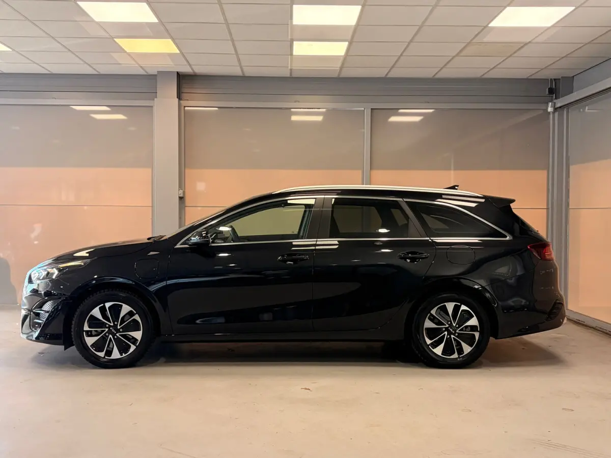 1.6 GDI PHEV DynamicPlusLine | LED | PANODAK | NAVI |