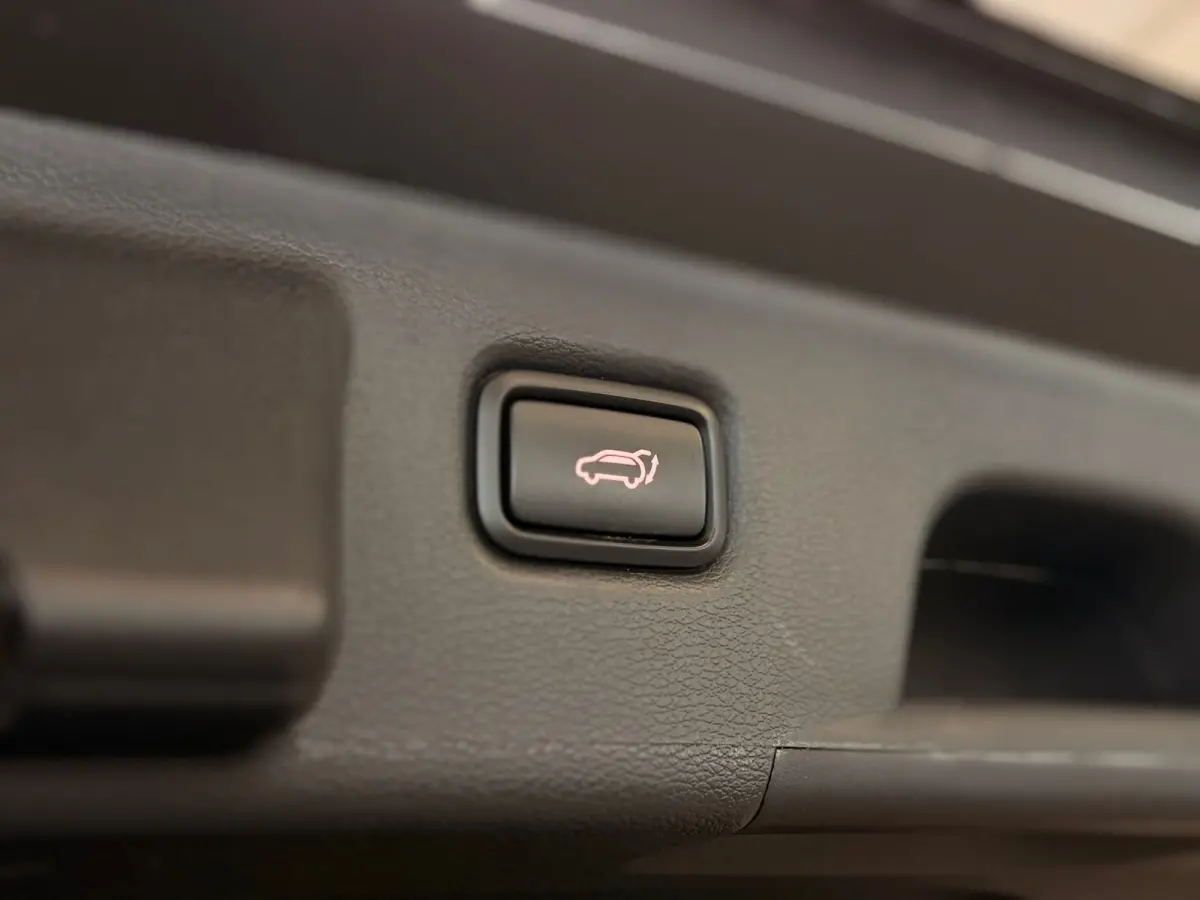 1.6 GDI PHEV DynamicPlusLine | LED | PANODAK | NAVI |