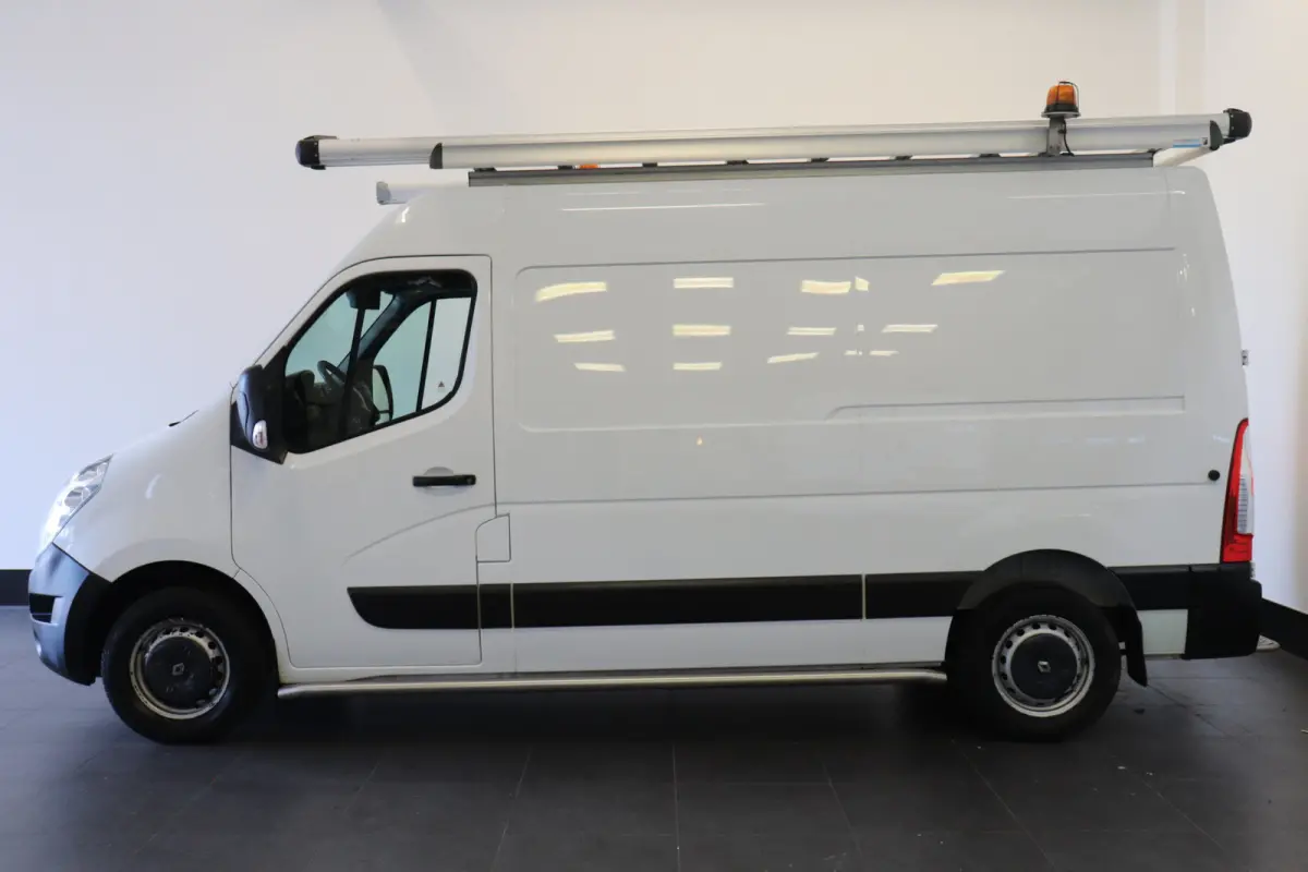 2.3 dCi 130PK L2H2 EURO 6 - Airco - Navi - Cruise - € 11.900,- Excl.