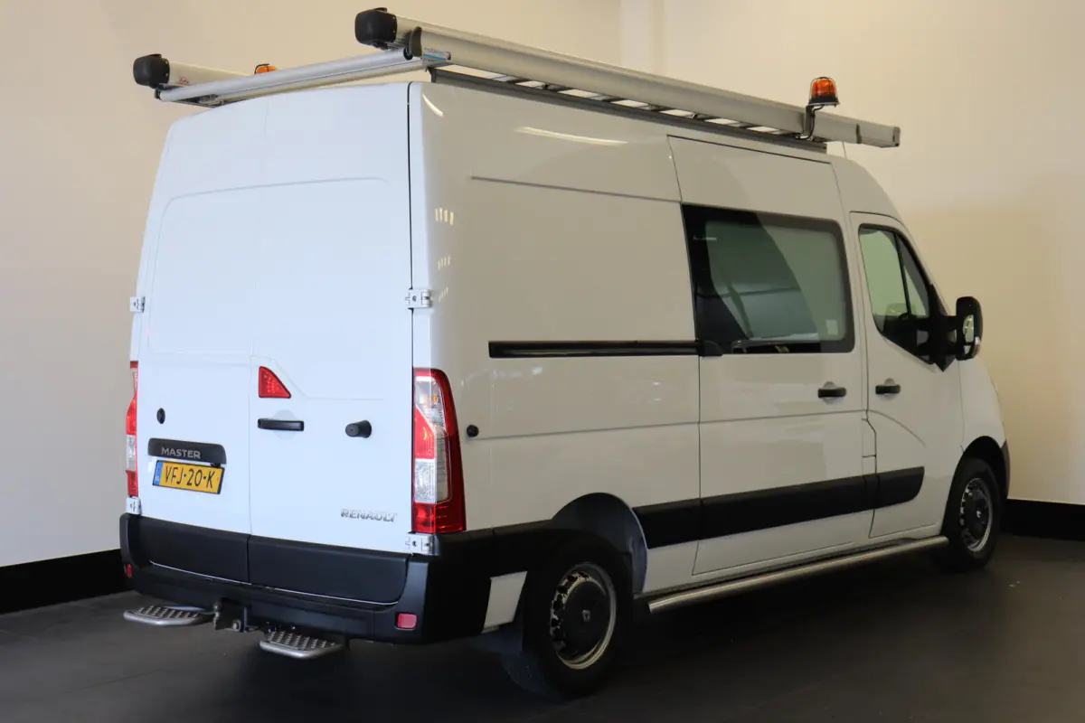2.3 dCi 130PK L2H2 EURO 6 - Airco - Navi - Cruise - € 11.900,- Excl.