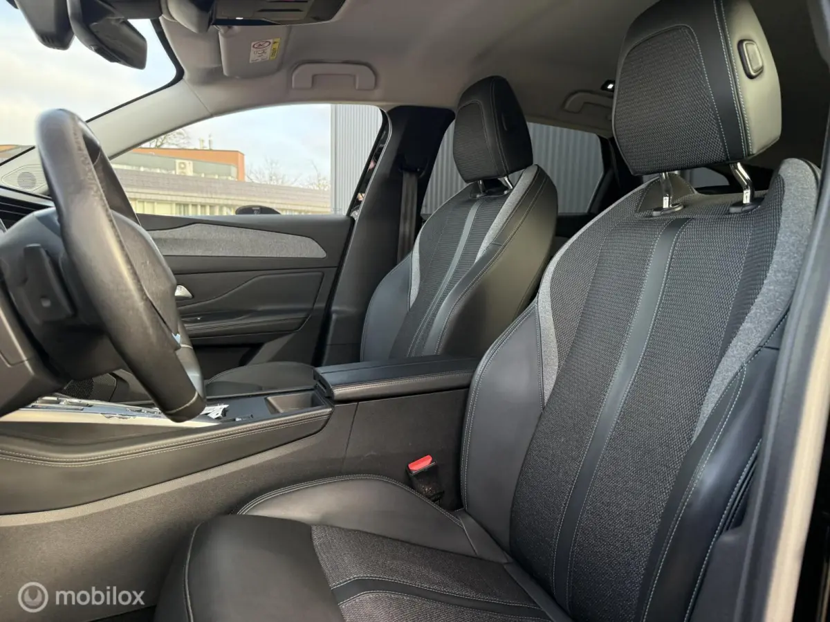 1.6 Plug-in Hybrid 180 Allure BTW | BOMVOL |