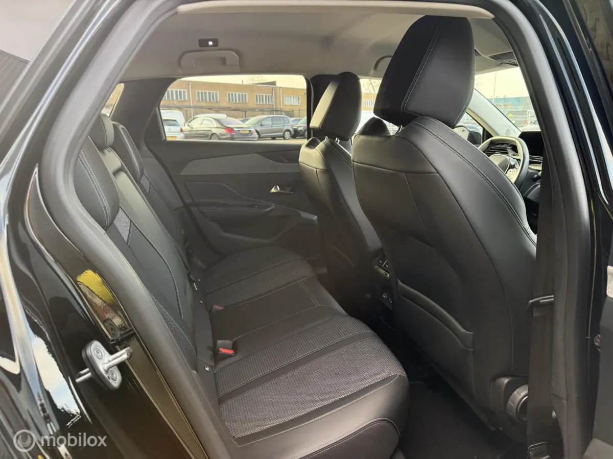 1.6 Plug-in Hybrid 180 Allure BTW | BOMVOL |