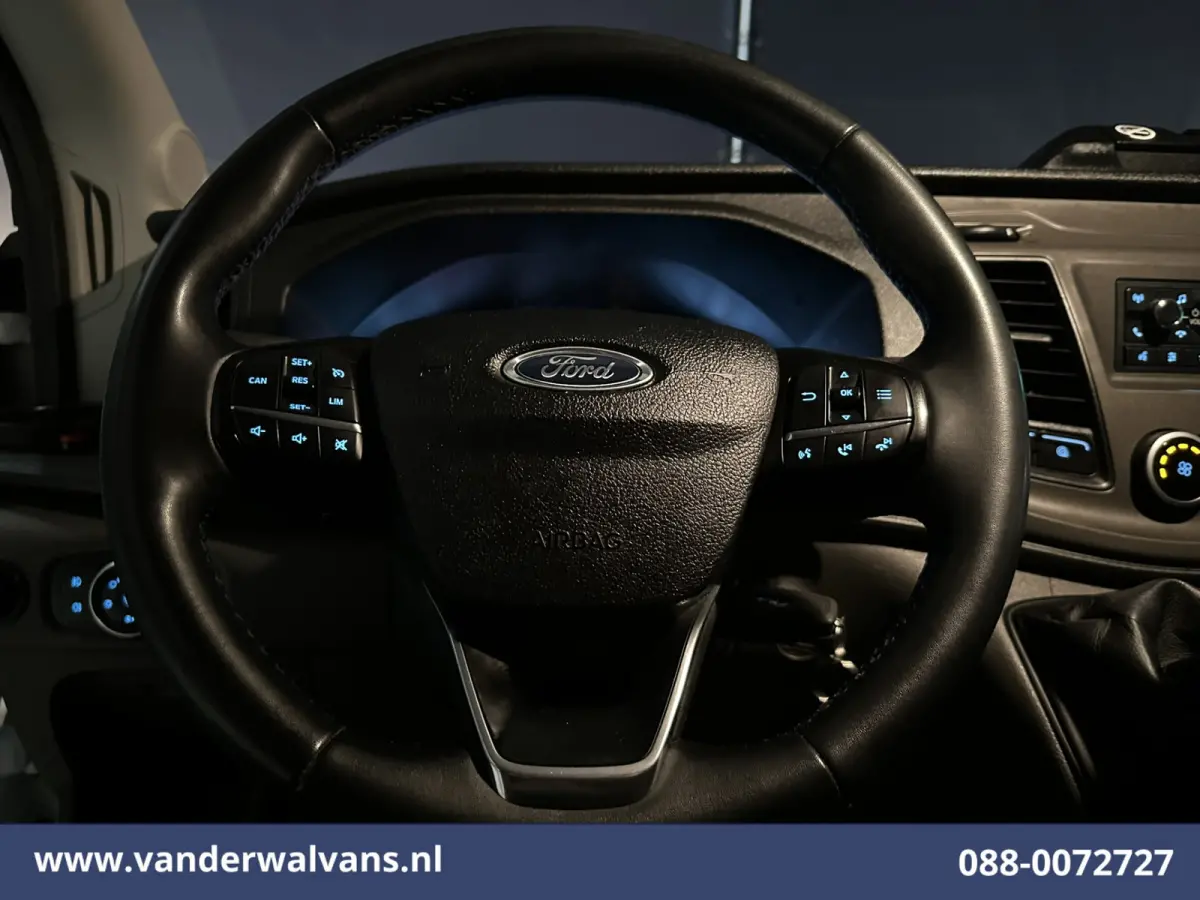 2.0 TDCI 131pk Bakwagen Laadklep Euro6 Airco | 1040kg laadvermogen | Cruisecontrol | Verwarmde voorruit Bijrijdersbank