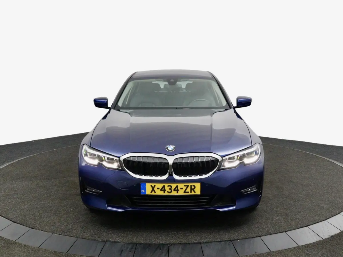 330i High Executive Edition blauw