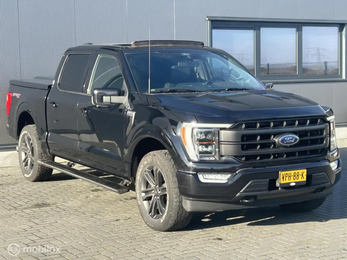 USA 5.0 V8 Lariat
