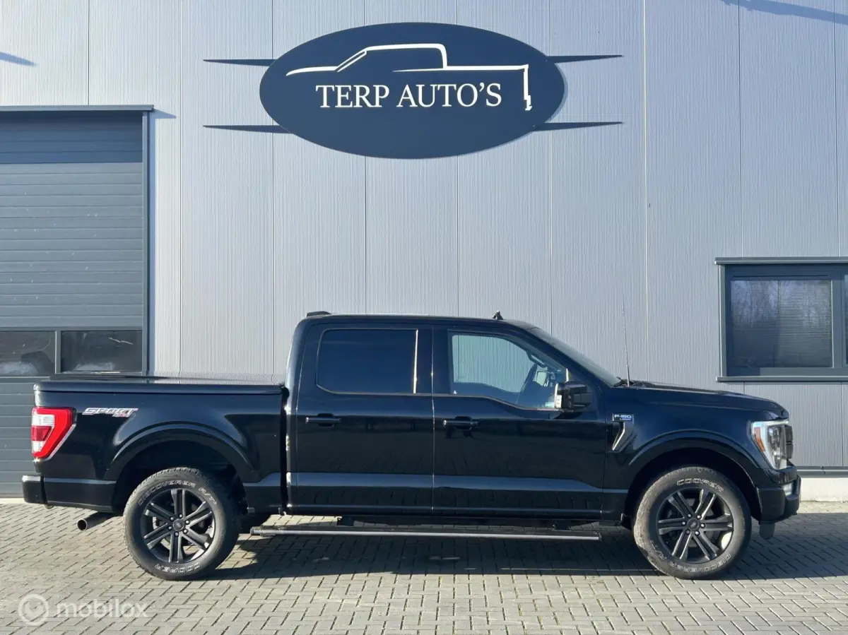 USA 5.0 V8 Lariat