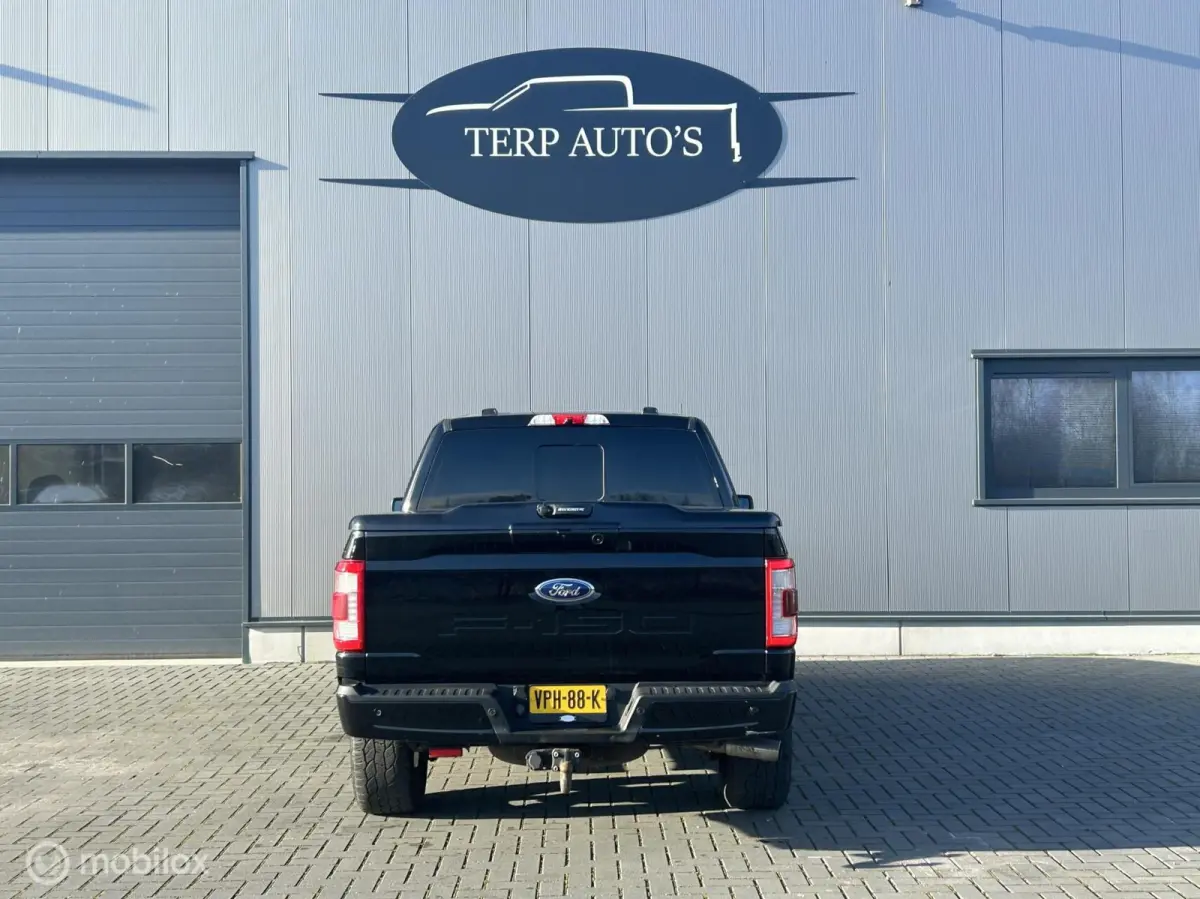 USA 5.0 V8 Lariat