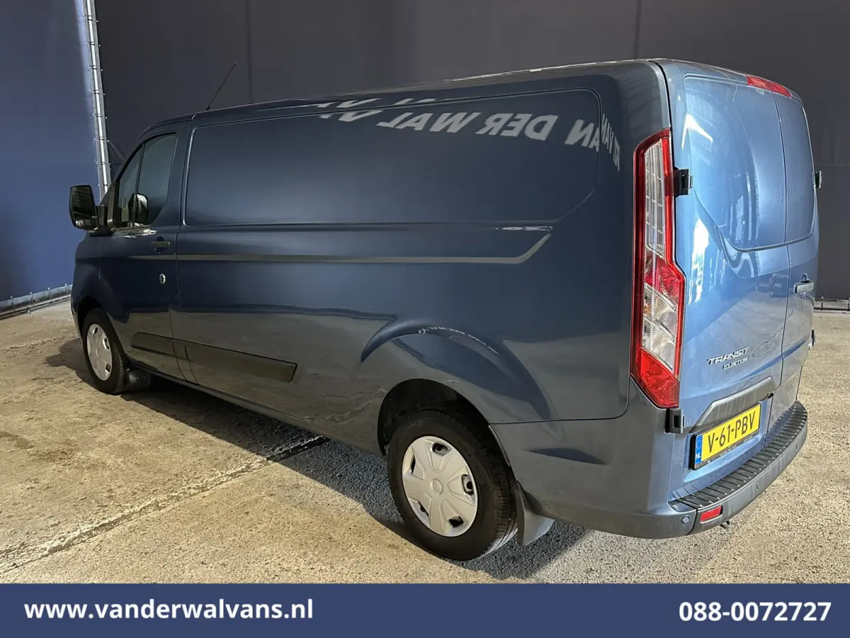 2.0 TDCI 131pk L2H1 Euro6 Airco | Camera | LED | Cruisecontrol | Verwarmde voorruit Parkeersensoren, Bijrijdersbank, 2800kg trekvermogen