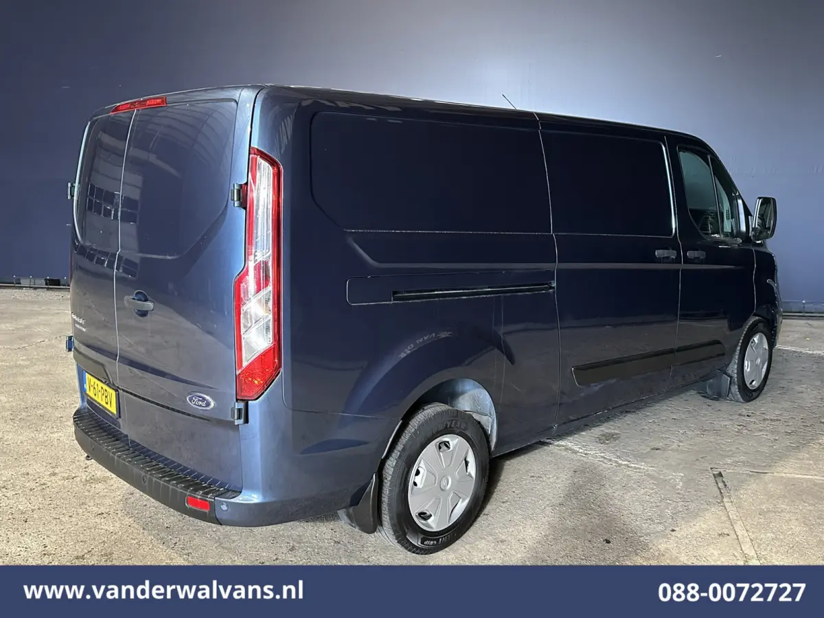 2.0 TDCI 131pk L2H1 Euro6 Airco | Camera | LED | Cruisecontrol | Verwarmde voorruit Parkeersensoren, Bijrijdersbank, 2800kg trekvermogen