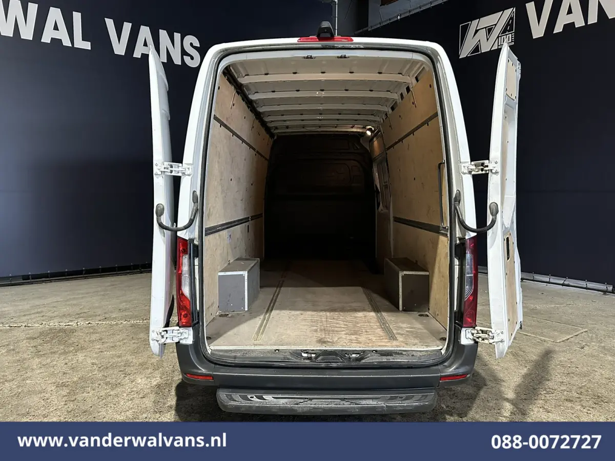 317 CDI 170pk L3H2 Euro6 Airco | Camera | Apple Carplay | Cruisecontrol | Chauffeursstoel Android Auto, Stoelverwarming, Bijrijdersbank