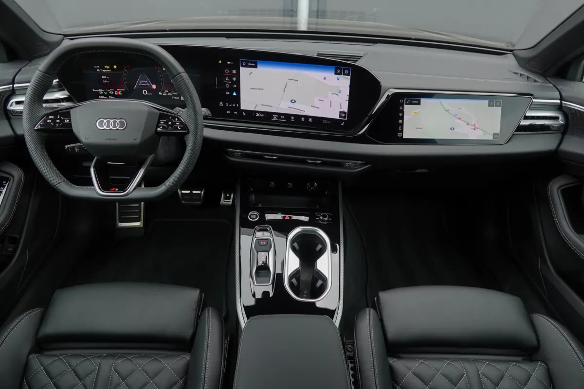 Edition One | e-hybrid 299Pk | Quattro | Plug-in Hybrid | MMI Bijrijdersdisplay | 360° Camera | AWD-Besturing | Madeira Brown | 21''