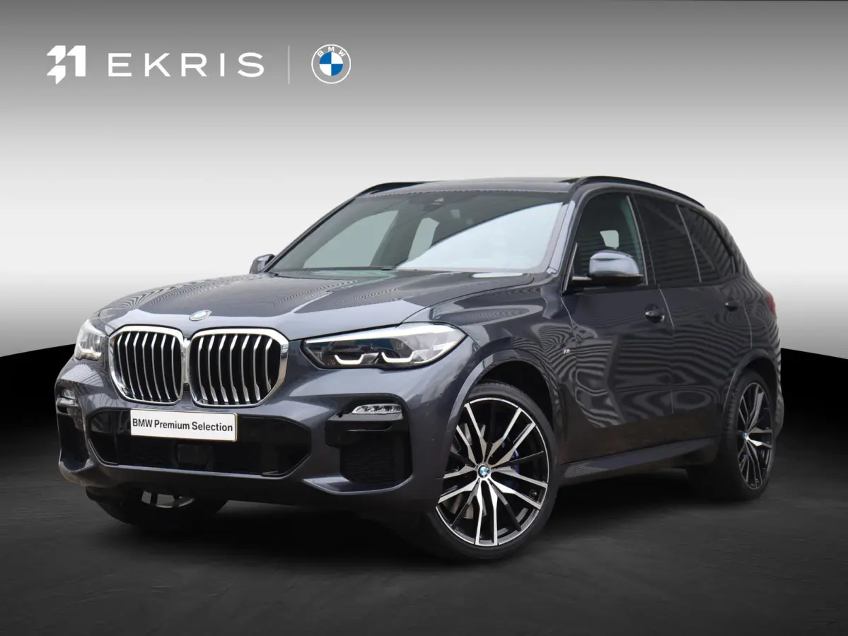 xDrive40i | High Executive | M Sportpakket | Panodak Skylounge | Trekhaak | Hi-Fi | Driving Assistant | Head-Up | Adaptief M Onderstel | 22'' LMV |