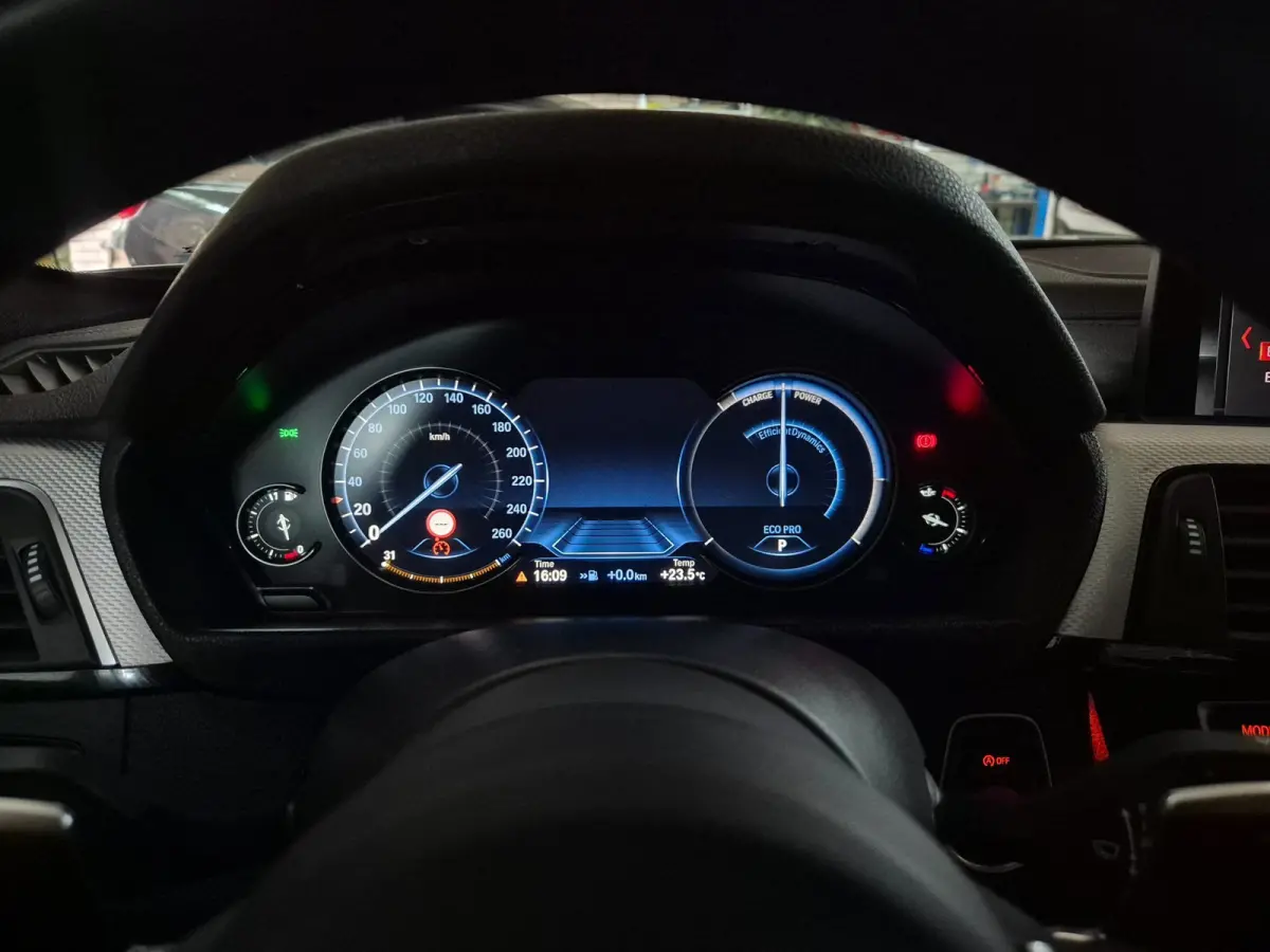 420i M Sport Individual MAT Grey Orig BMW Performance 20inch Apple CarPlay High Executive BTW AUTO