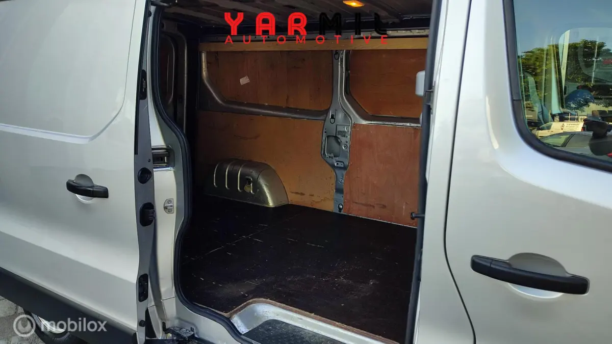 bestel 1.6 dCi T29 L2H1 Comfort DEALER ONDERHOUDEN LAGE KMSTAND
