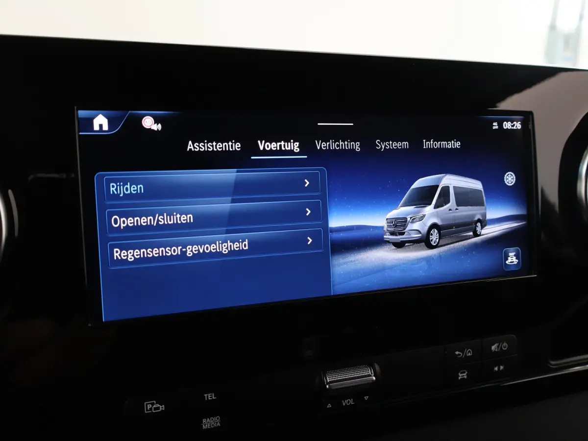 315 L2H2 RWD PRO | 3500kg TREKKEN | AUTOMAAT | 3-ZITS | CRUISE CONTROL