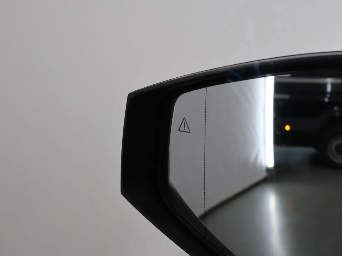 1.6 T-GDi MHEV DCT7 DynamicPlusLine | Panoramadak | Matrix LED Koplampen | Stoel/Stuurverwarming | Keyless Go | Elektrisch verstelbare voorstoelen |