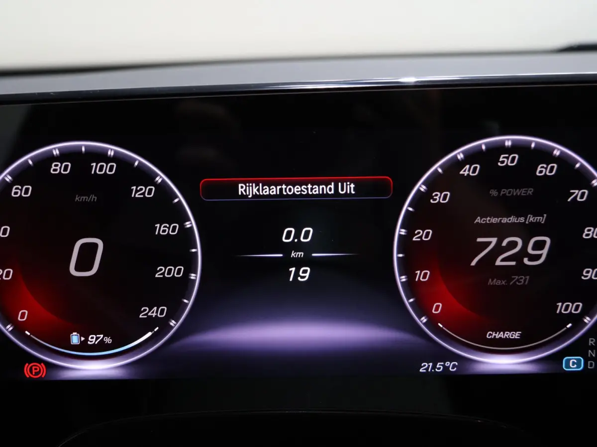 250+ Launch Edition 85.5 kWh | Night | Panoramadak | DISTRONIC | Achteruitrijcamera | Dodehoekassistent