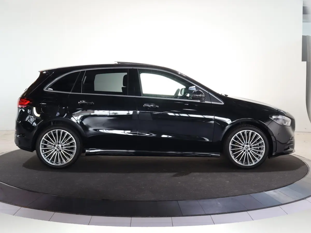 250e Business Solution AMG | Panoramaschuifdak | Premium plus pakket | Trekhaak  | Head-up display |