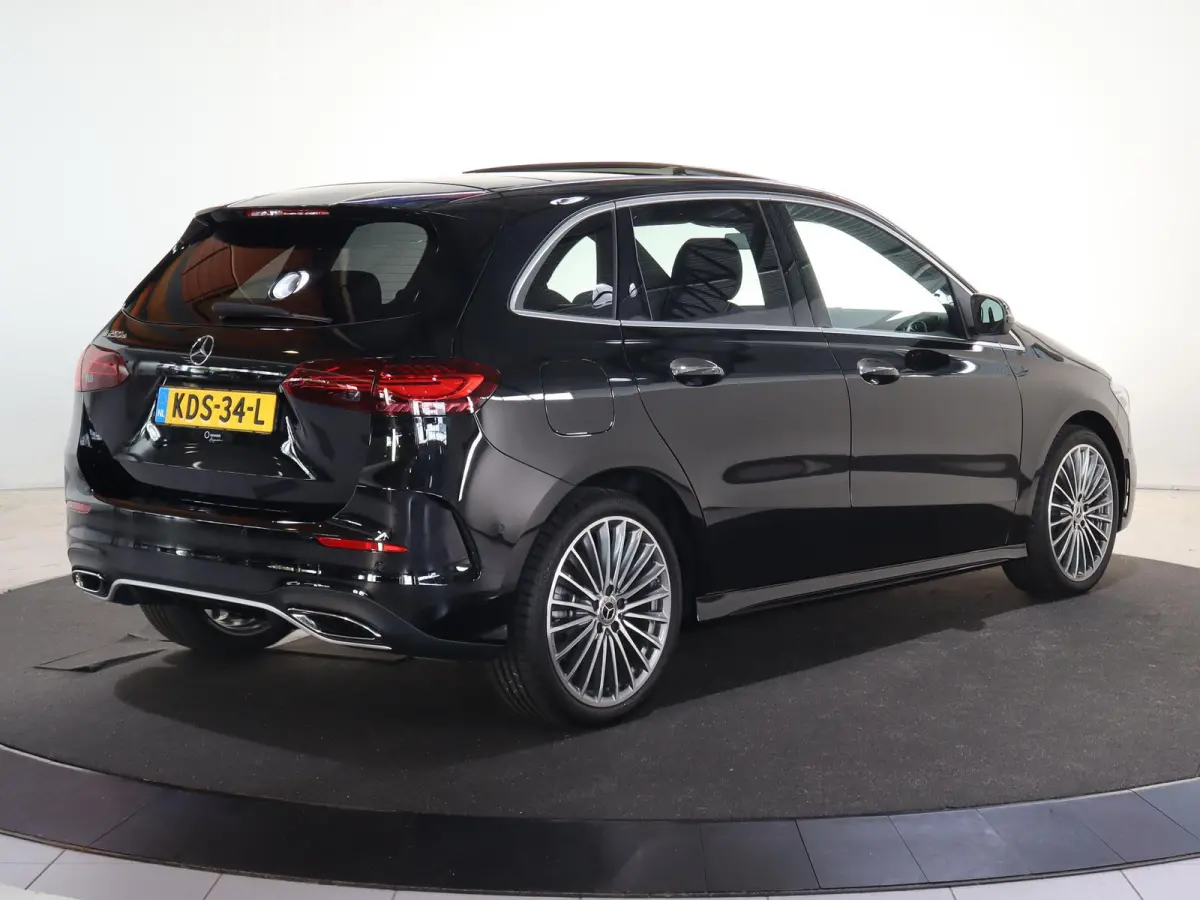 250e Business Solution AMG | Panoramaschuifdak | Premium plus pakket | Trekhaak  | Head-up display |