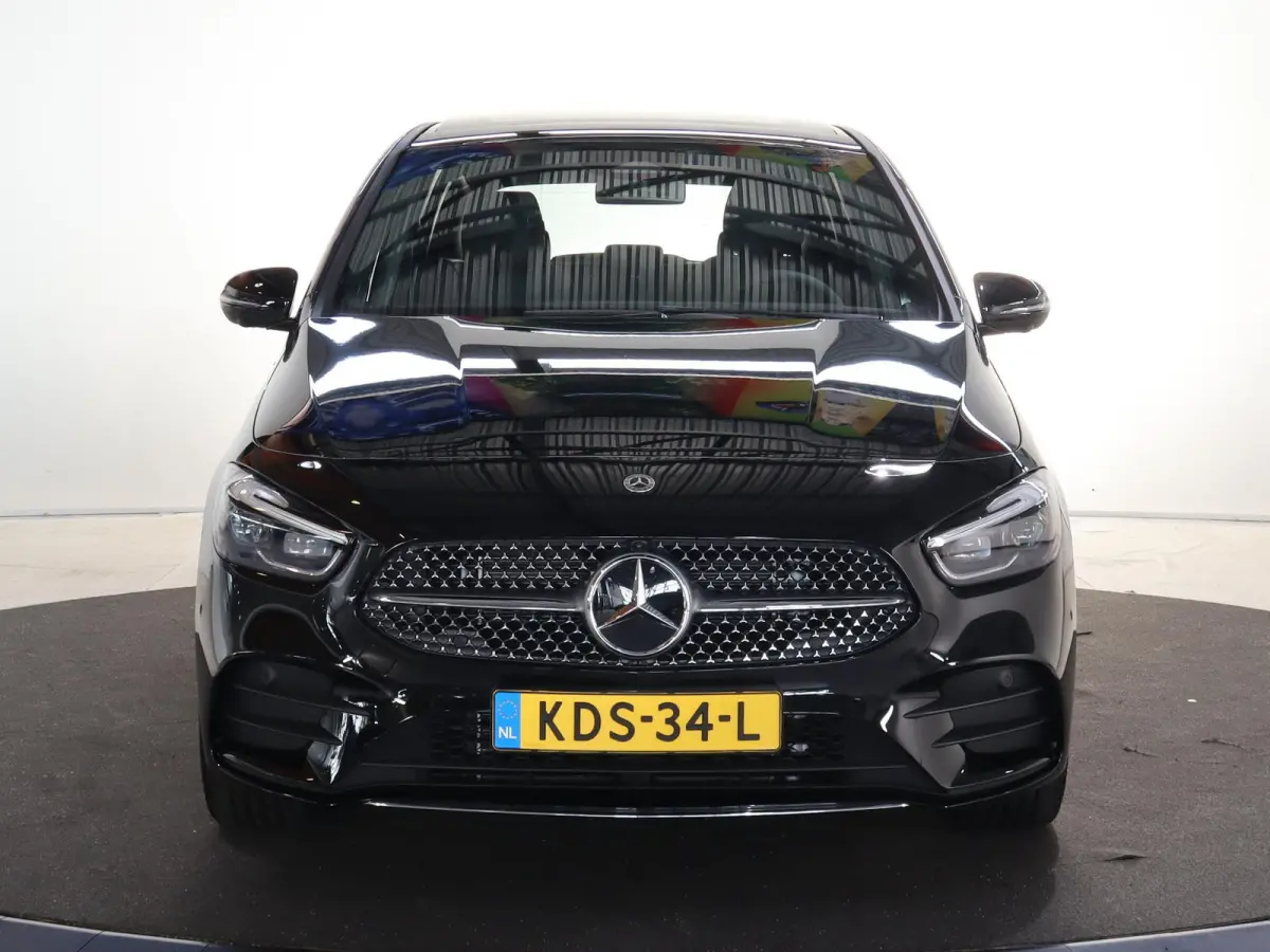 250e Business Solution AMG | Panoramaschuifdak | Premium plus pakket | Trekhaak  | Head-up display |