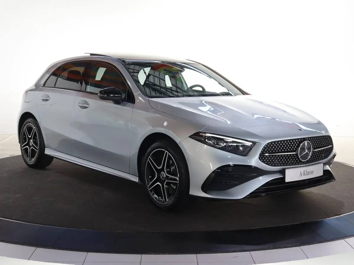 250e Star Edition AMG Line | Multibeam | Panoramaschuifdak | Night | Stoelverwarming | Achteruitrijcamera | Apple Carplay/Android Auto |