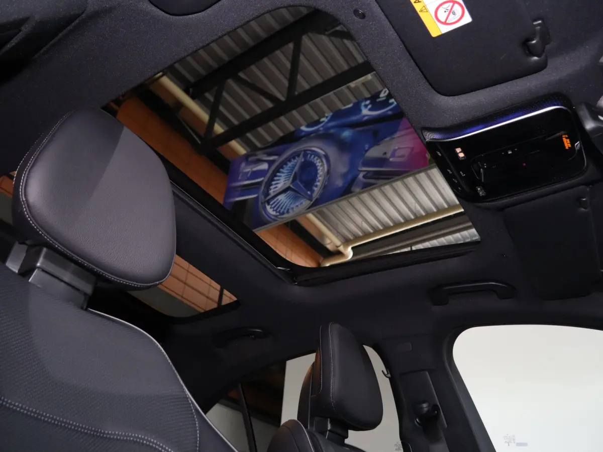 300e Sport Edition | Premium Plus | Techniek pakket | Luchtvering | leder | Rijassistentiepakket Plus | Stoelventilatie/-verwarming voor | Burmester