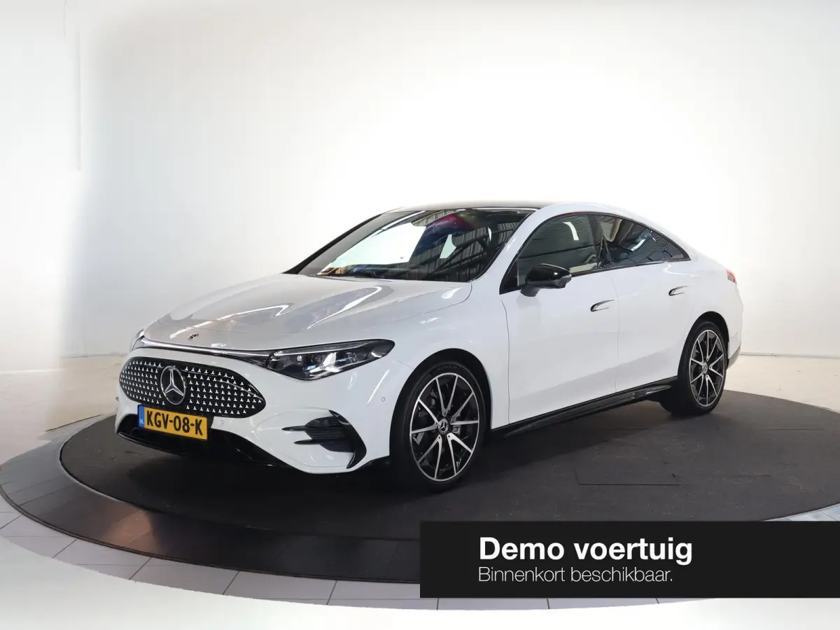 250+ Launch Edition 85.5 kWh | Night | Panoramadak | DISTRONIC | Achteruitrijcamera | Dodehoekassistent |