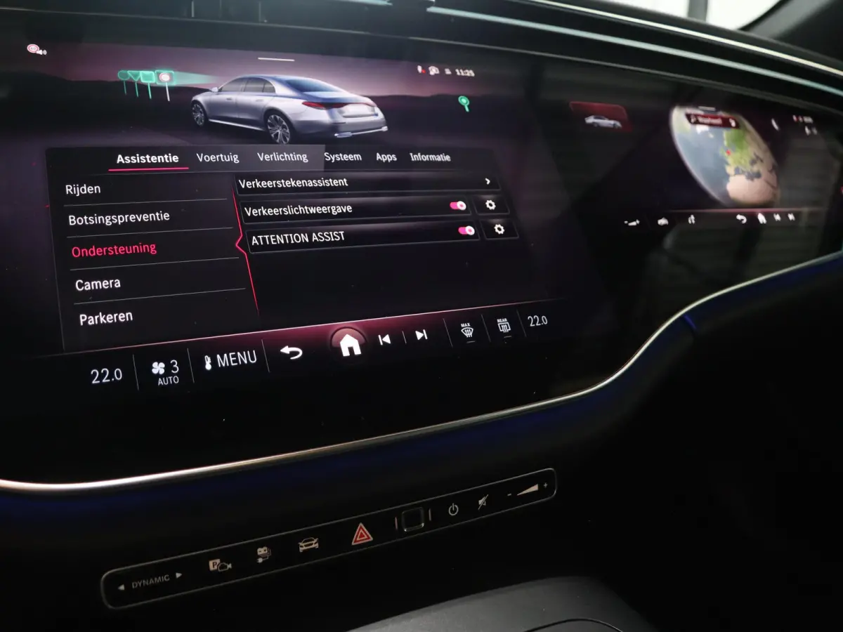 300e Sport Edition | Panoramaschuifdak | 360° camera |  Rij Assistentie pakket | Burmester | Stoelventilatie |