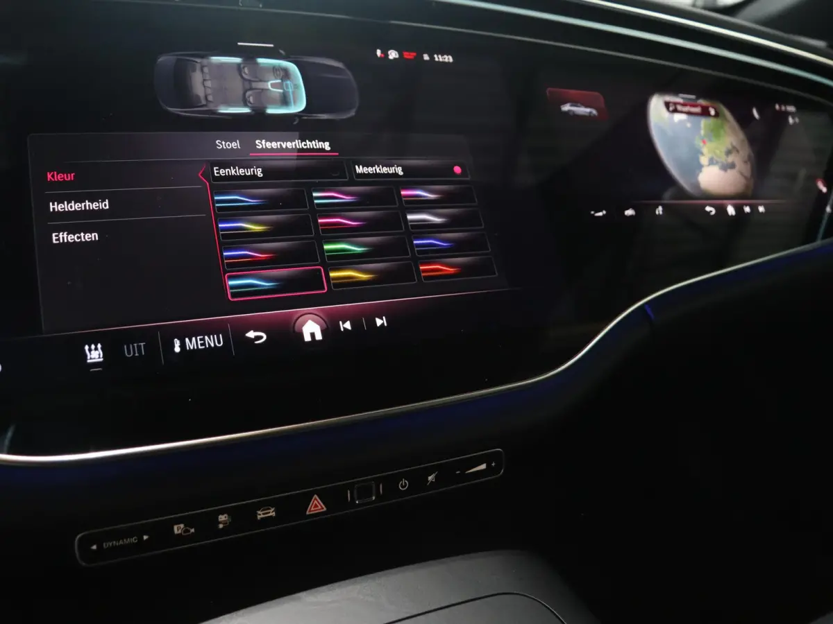 300e Sport Edition | Panoramaschuifdak | 360° camera |  Rij Assistentie pakket | Burmester | Stoelventilatie |