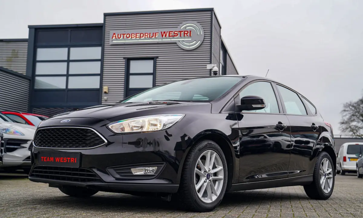 1.6 TI-VCT Titanium | Cruise Control | AC | Multimedia