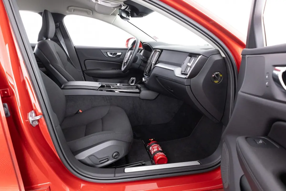 2.0 T6 Recharge AWD Inscription Expression | Full LED | NAVI | ECC | PHEV