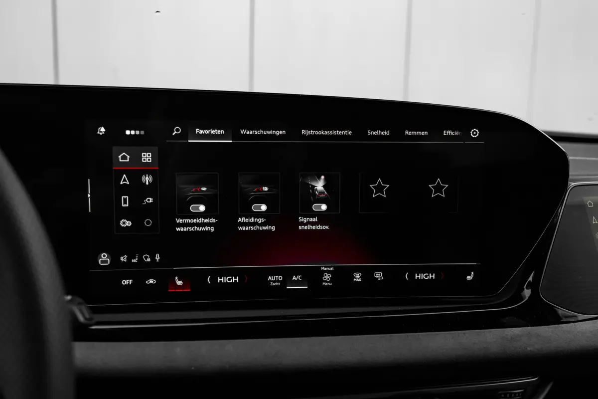 2.0 e-hybrid quattro S edition 299 PK | 360 Camera | Trekhaak | Vierwiel Besturing |  Voorstoelen Verwarmd + Elektr. verstelbaar  | Premium Sportstoelen |
