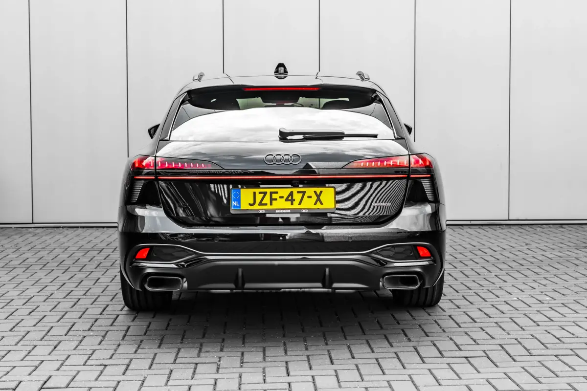 2.0 e-hybrid quattro S edition 299 PK | 360 Camera | Trekhaak | Vierwiel Besturing |  Voorstoelen Verwarmd + Elektr. verstelbaar  | Premium Sportstoelen |