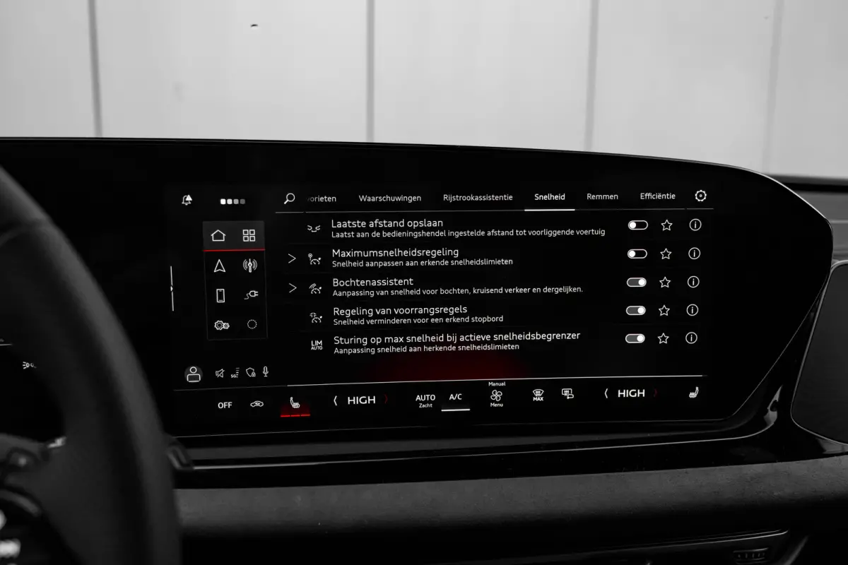 2.0 e-hybrid quattro S edition 299 PK | 360 Camera | Trekhaak | Vierwiel Besturing |  Voorstoelen Verwarmd + Elektr. verstelbaar  | Premium Sportstoelen |
