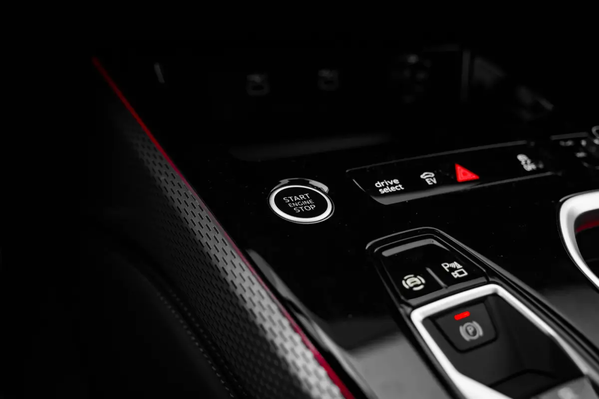 2.0 e-hybrid quattro S edition 299 PK | 360 Camera | Trekhaak | Vierwiel Besturing |  Voorstoelen Verwarmd + Elektr. verstelbaar  | Premium Sportstoelen |
