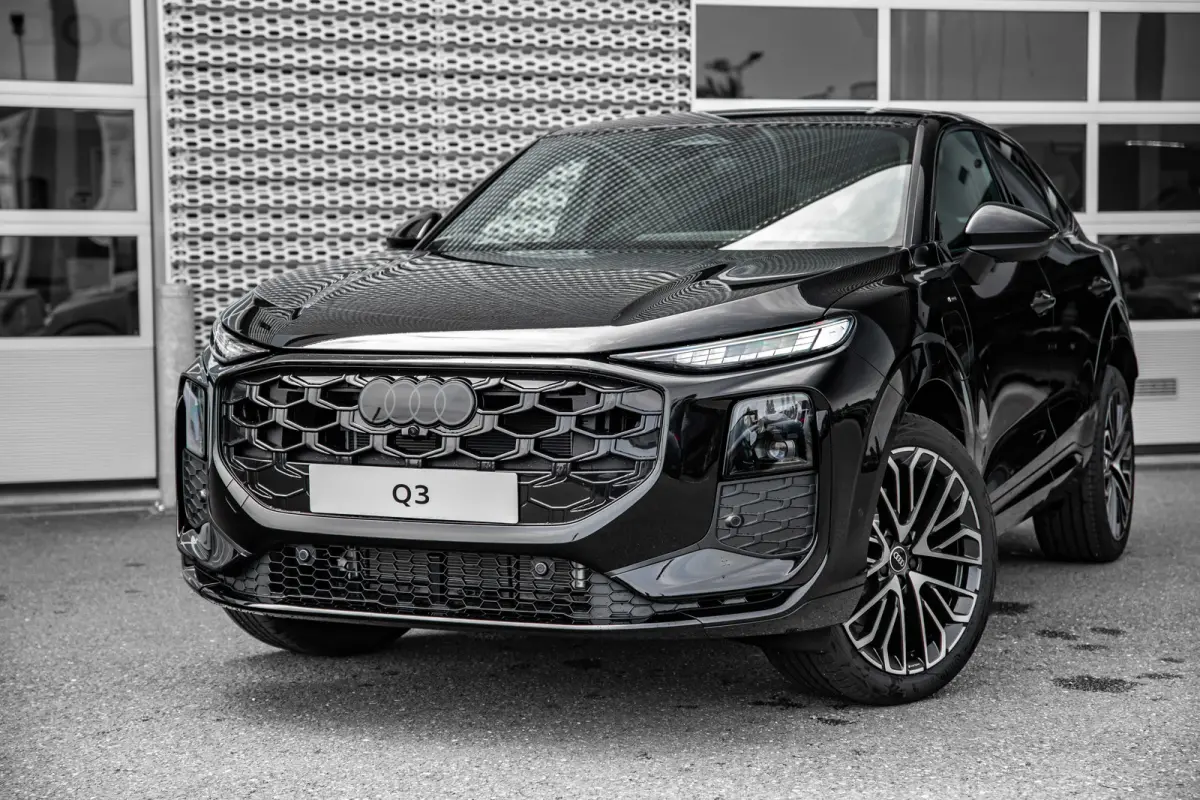 S edition | Adaptive cruise control | Audi sound system | Cruise control